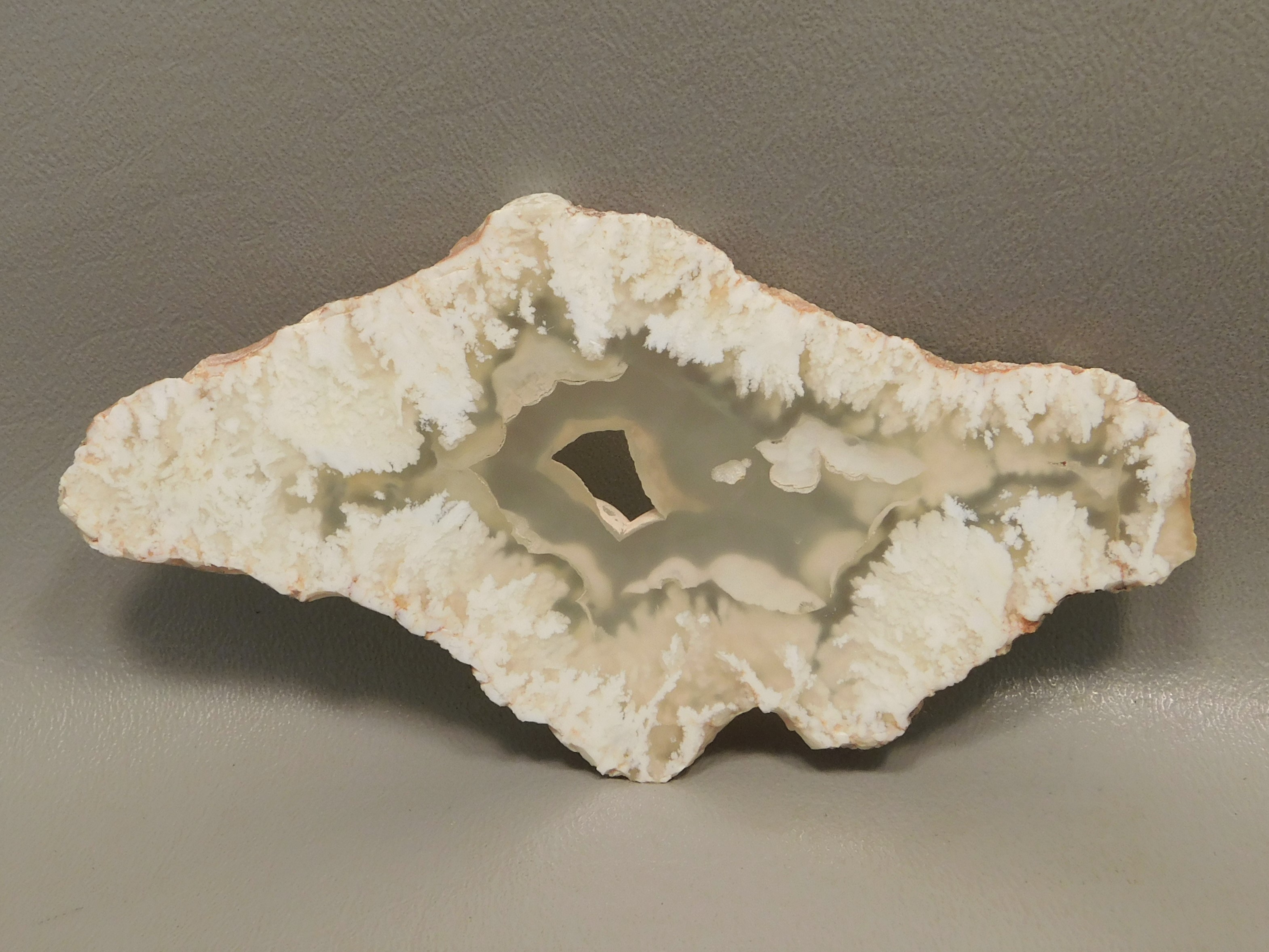 plume-agate